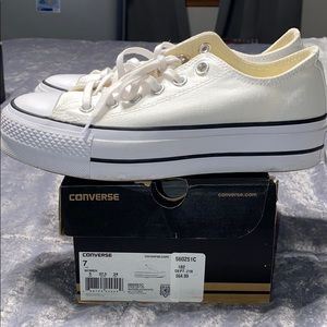 Women’s Platform Converse Sneaker